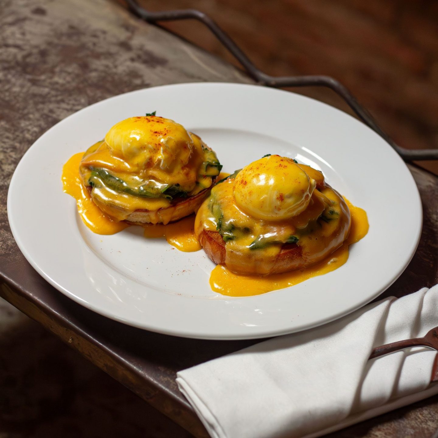 You are currently viewing The History of Eggs Benedict