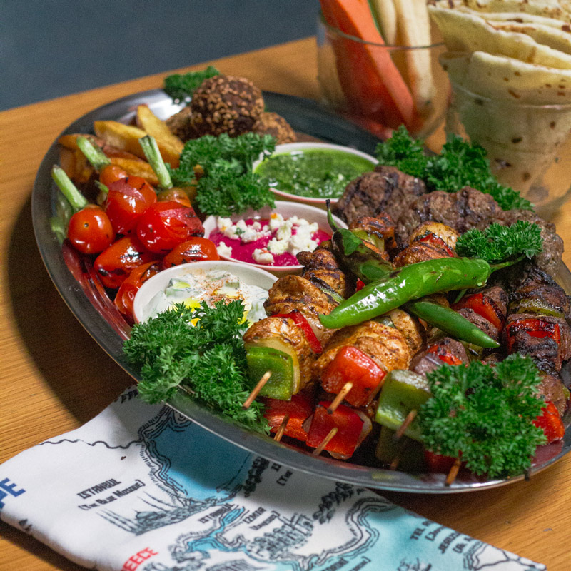 You are currently viewing Kebab Chaos, Solved: Au Parc’s Epic Platter is Your Group Hangout Savior